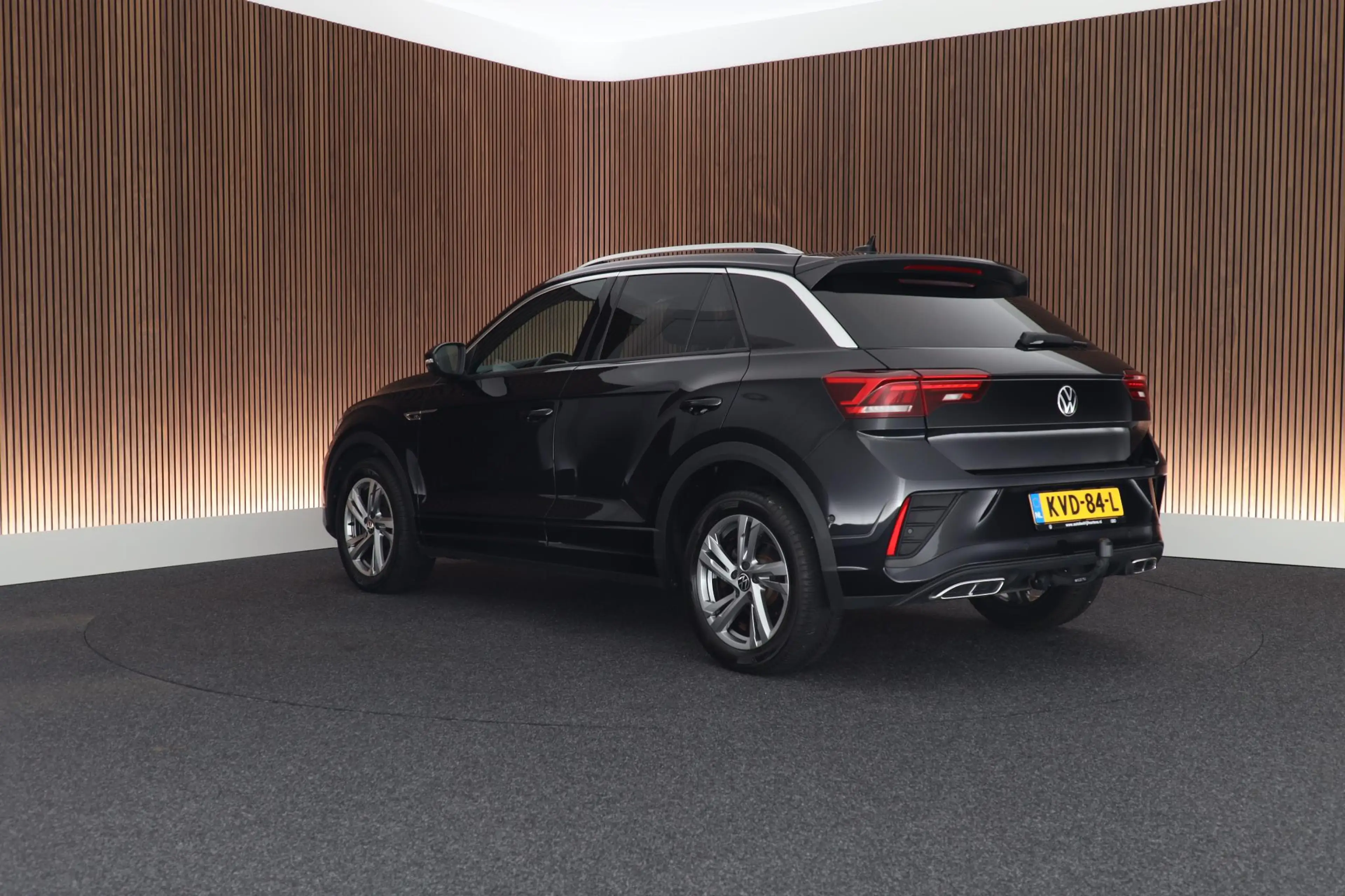 Volkswagen T-Roc 1.5 TSI 150pk DSG R-Line Business+ Trekhaak Camera — photo 9
