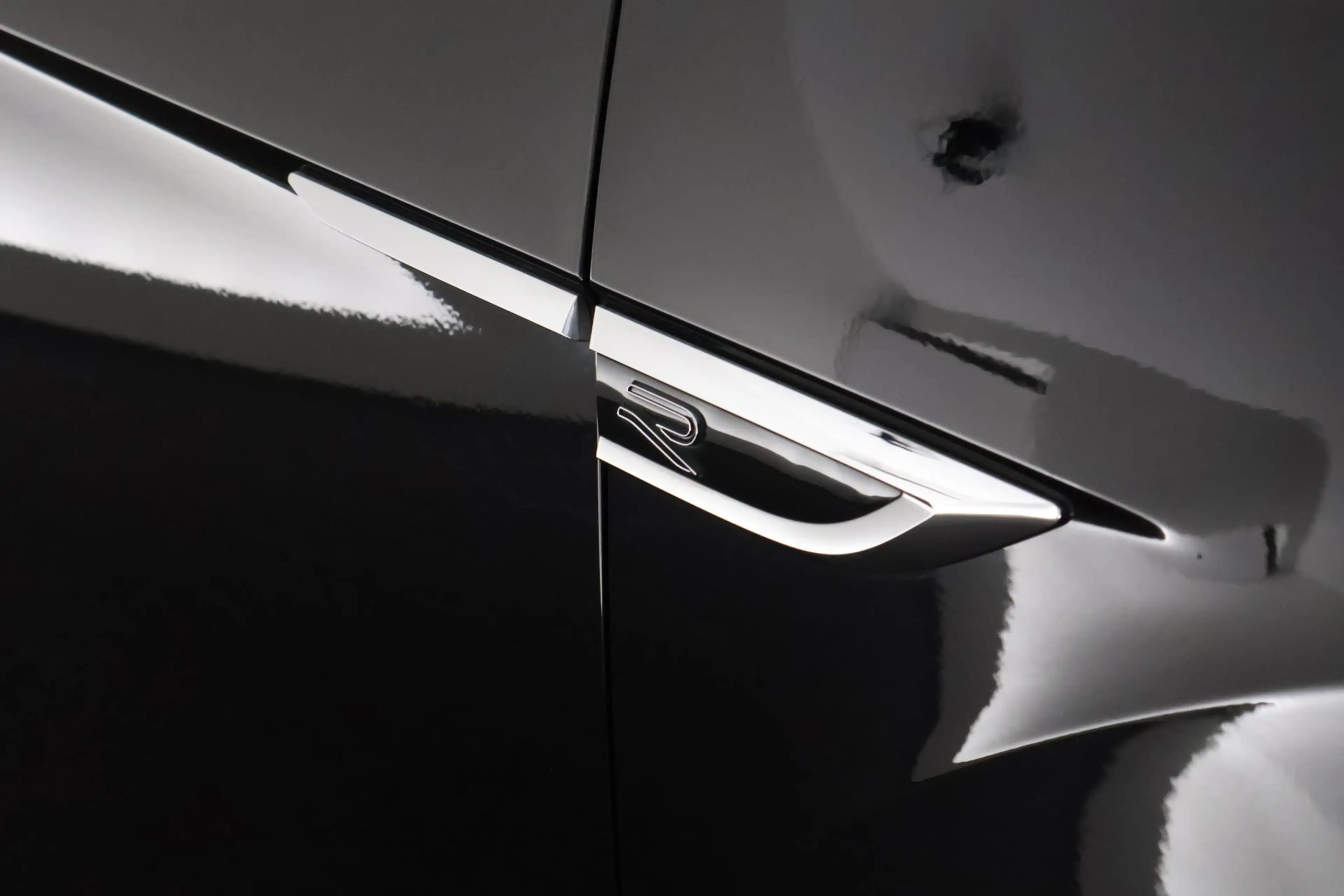 Volkswagen T-Roc 1.5 TSI 150pk DSG R-Line Business+ Trekhaak Camera — photo 45
