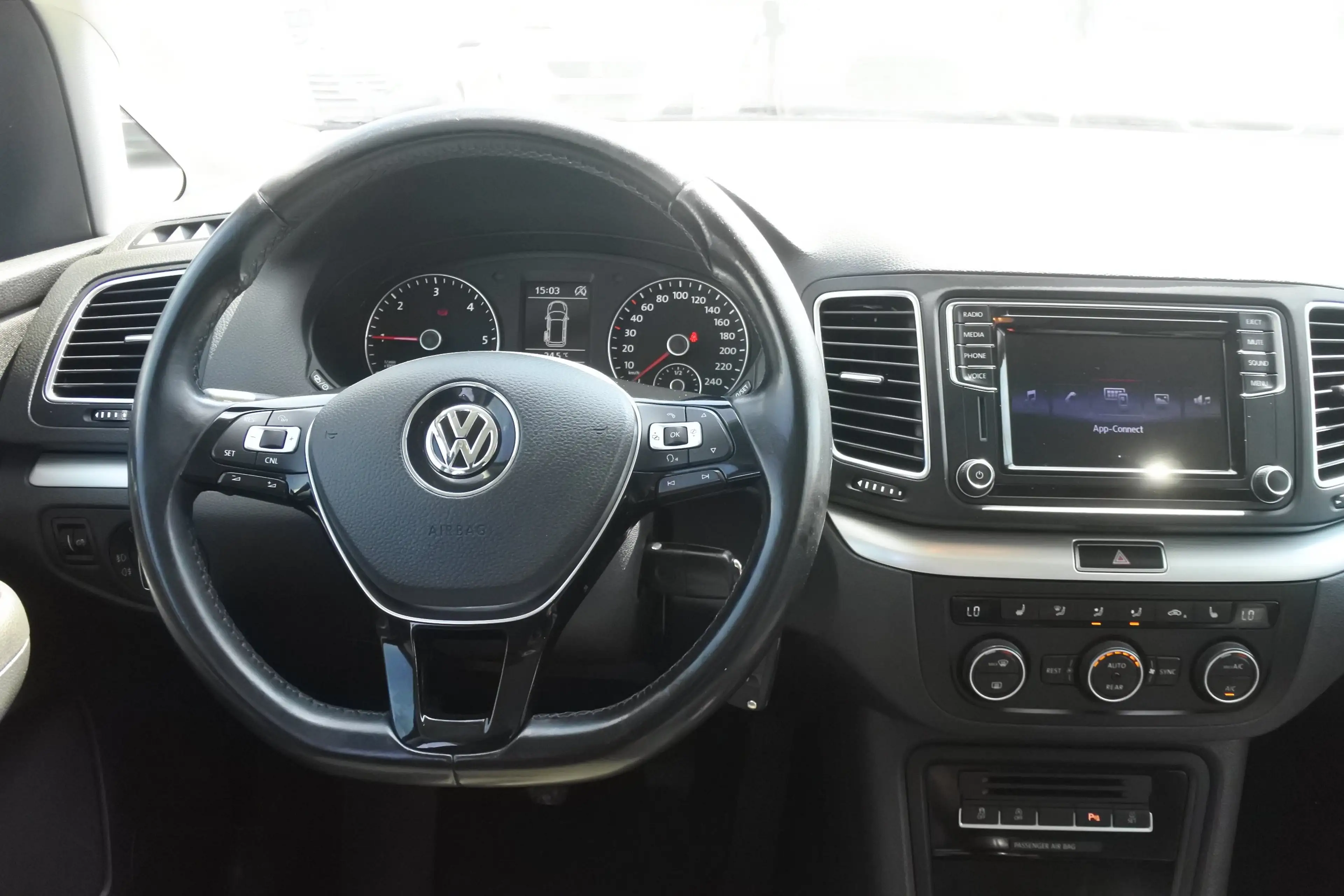 Volkswagen Sharan Sharan BMT SCR 2,0 TDI 4Motion Business/7SITZE/ — photo 10