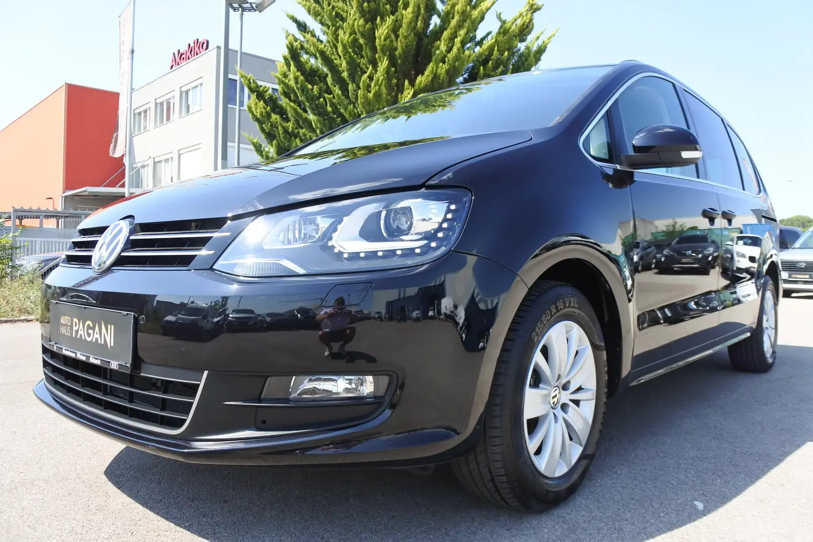 Volkswagen Sharan Sharan BMT SCR 2,0 TDI 4Motion Business/7SITZE/ Schwarz - 1