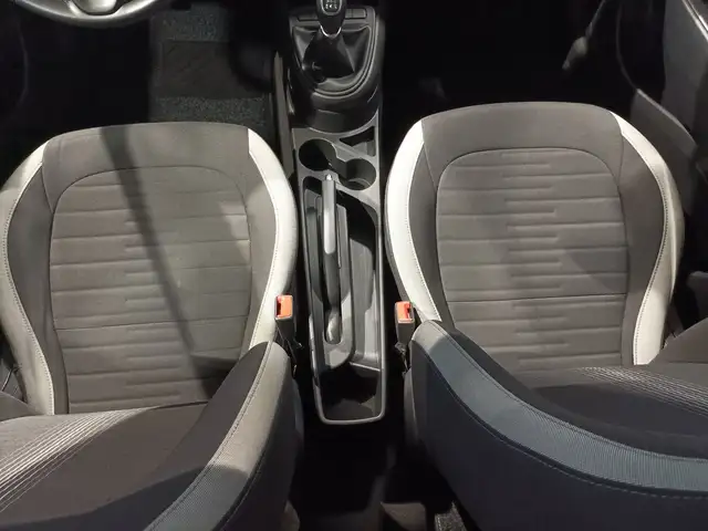Hyundai I10 view 14