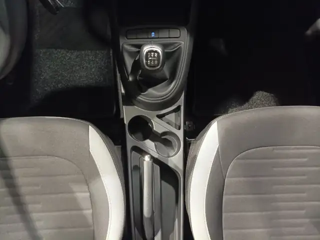 Hyundai I10 view 13