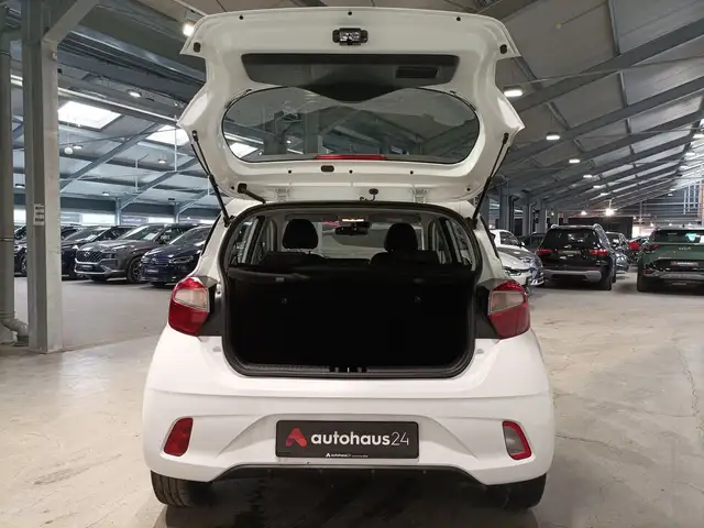 Hyundai I10 view 6