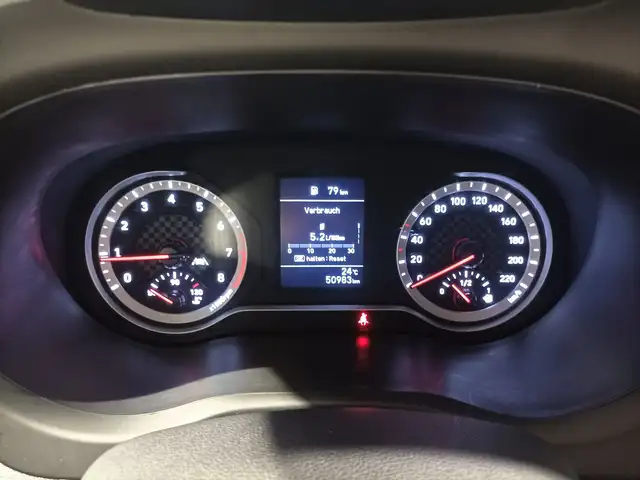 Hyundai I10 view 7