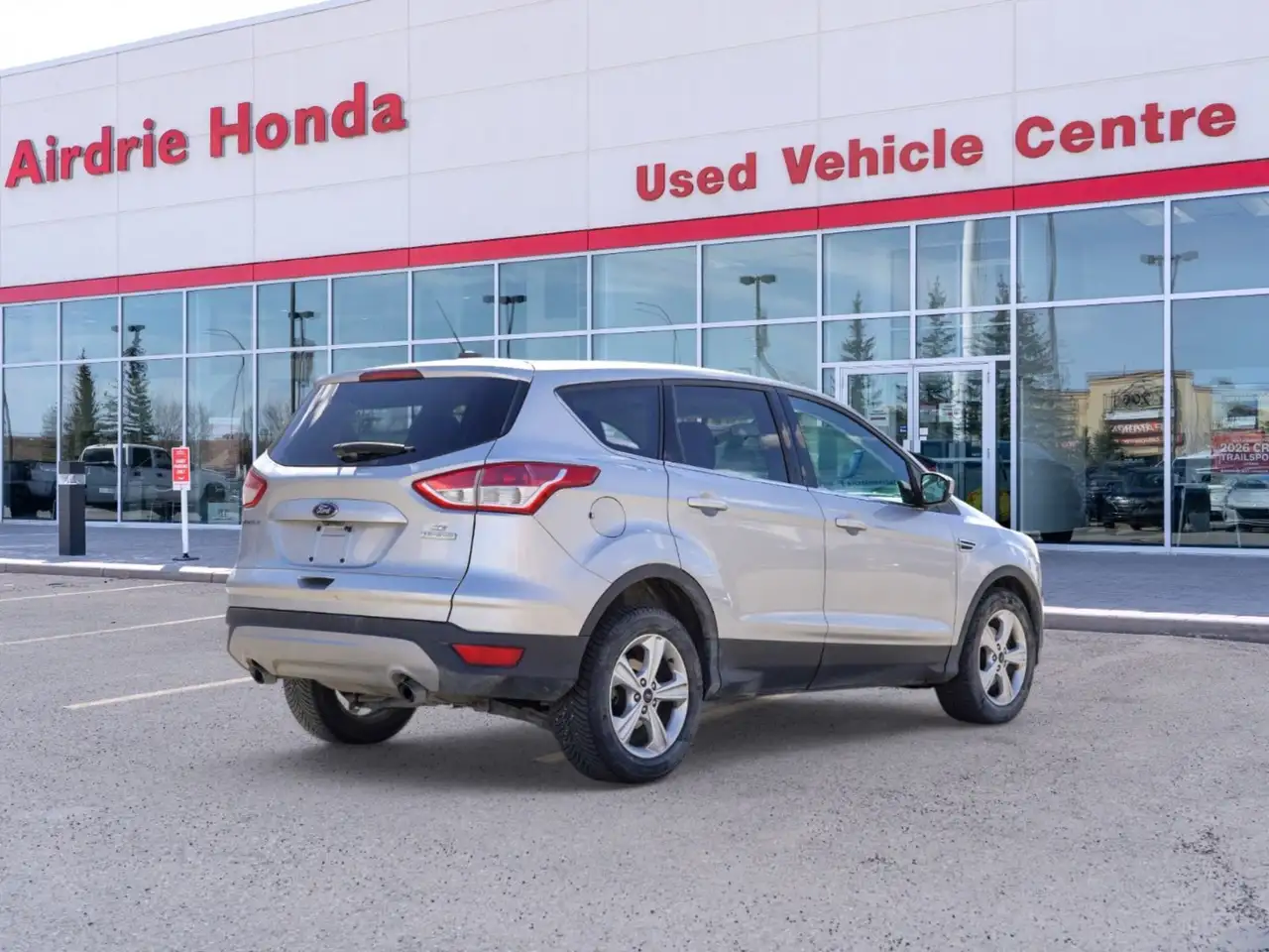 Ford Escape снимка Ford Escape