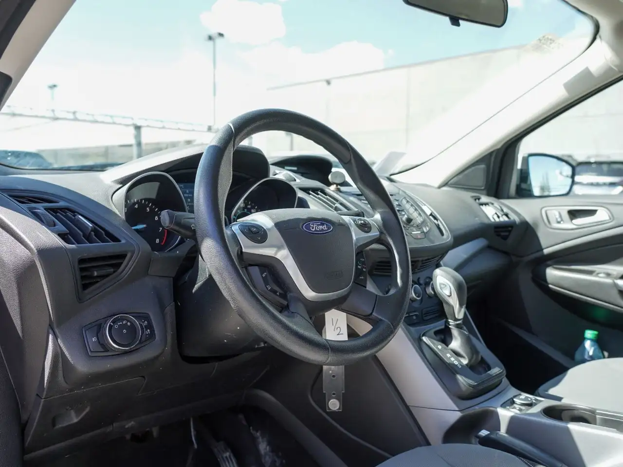 Ford Escape снимка Ford Escape