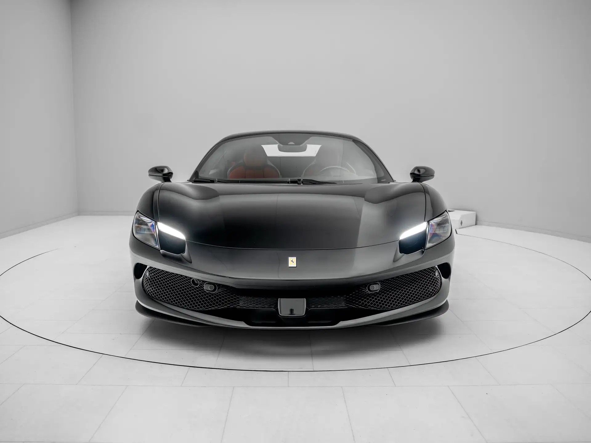 페라리 296 GTS 2025 건메탈 사진 4