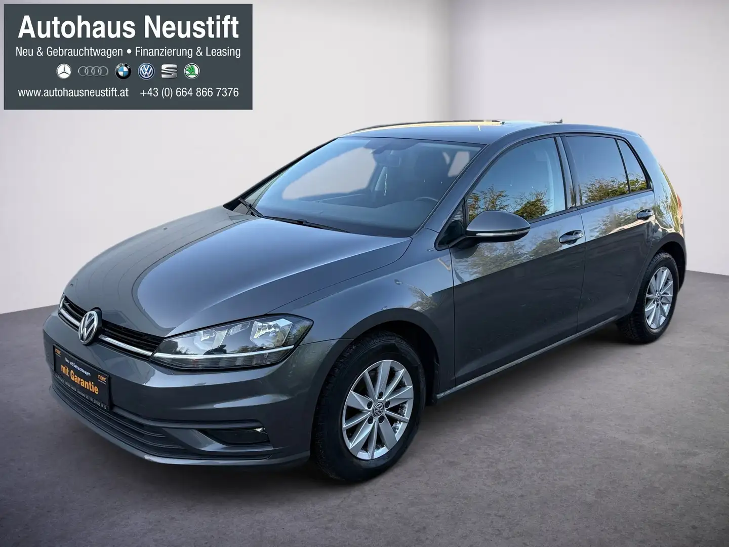 Volkswagen Golf Trendline BMT/Start-Stopp Grau - 1