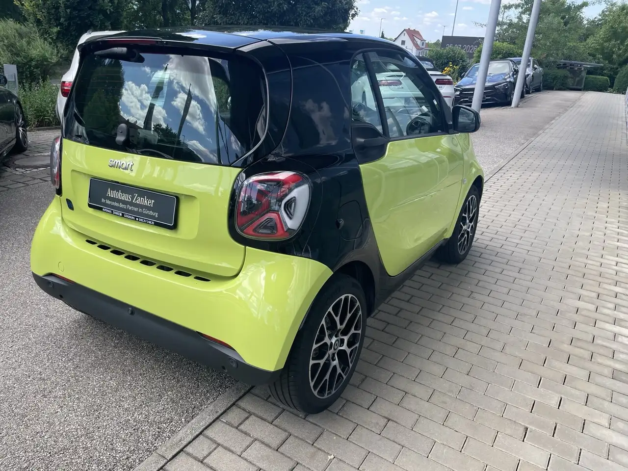 smart forTwo 2024 — фото 7