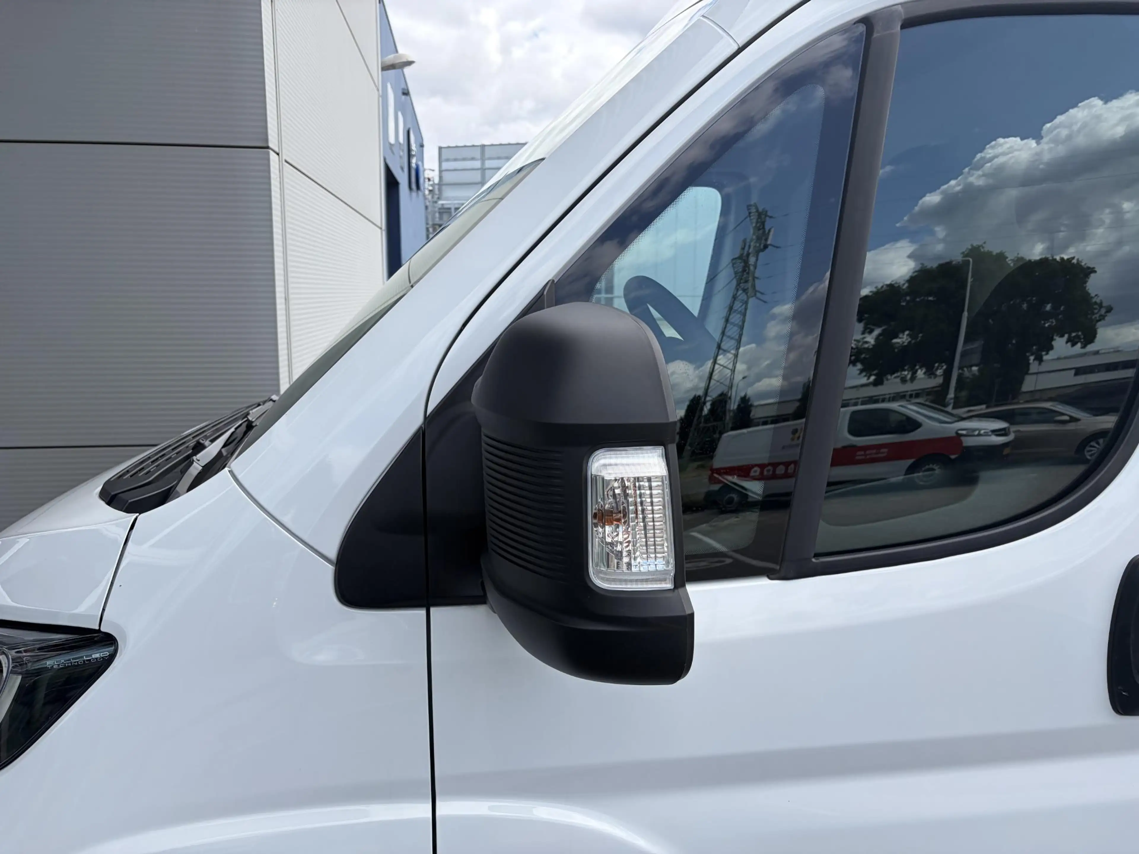 Citroen Jumper 2.2 BlueHDi 140 S&S L2H2 3.5t I Trekhaak I Achteru — photo 15