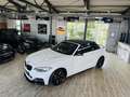 BMW 235 i Cabrio xDrive*M.PERF.ABGAS*NAVI* Weiß - thumbnail 4