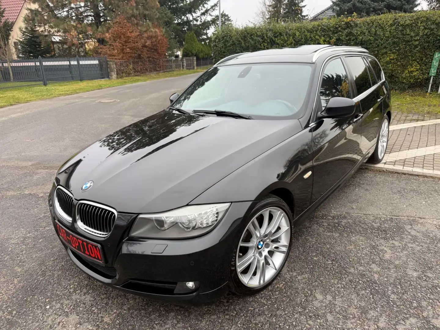 BMW 325 d Touring E91/Panorama/Leder/18 Zoll M Noir - 1