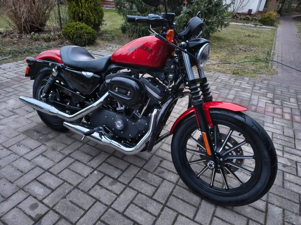 Harley-Davidson Sportster 883