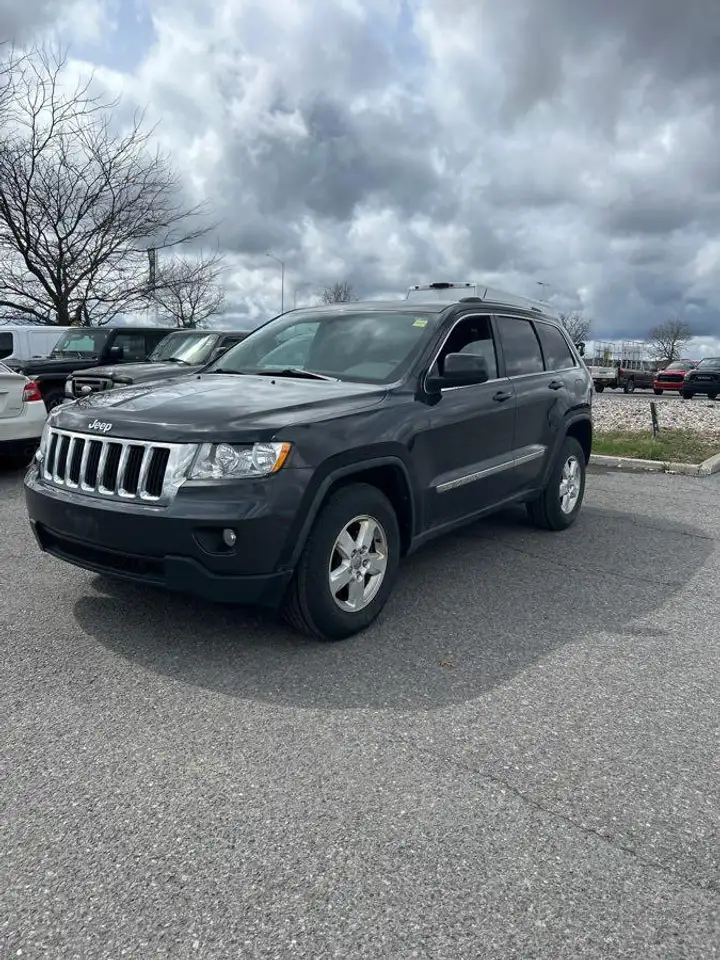 Jeep Grand Cherokee снимка Jeep Grand Cherokee