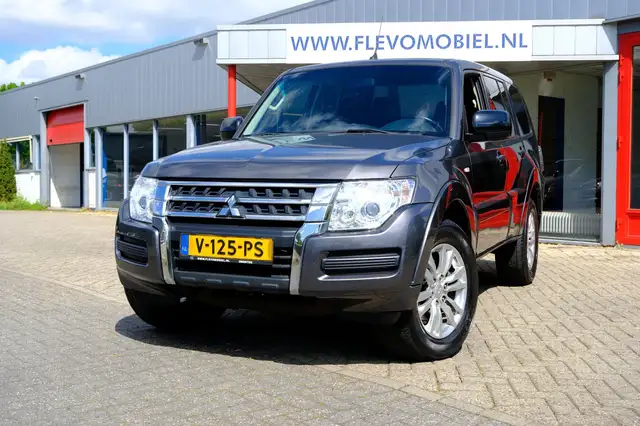 Mitsubishi Pajero 3.2 DI-D C-stijl AWD VAN Aut. Navi|Clima|LMV|Trekh