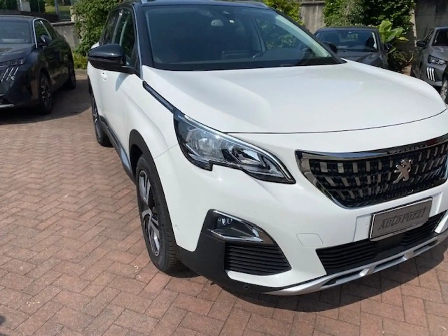 Peugeot 3008 Allure 3008 1.2 130 Cv Cambio Automatico Bianco - 1