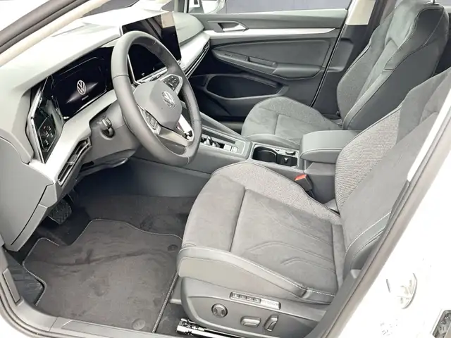 Volkswagen Golf view 9