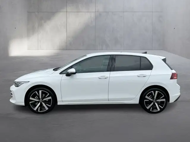 Volkswagen Golf view 2