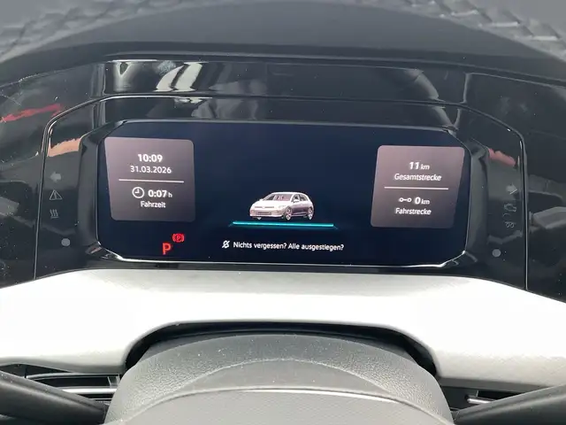 Volkswagen Golf view 11