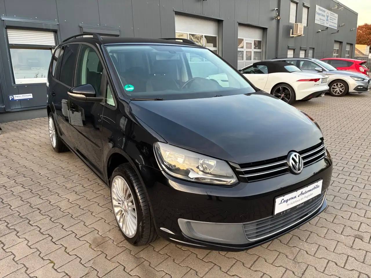 2010 Volkswagen Touran 1.6 TDI Comfortline BMT *7-SITZER/NAVI*, photograph 7