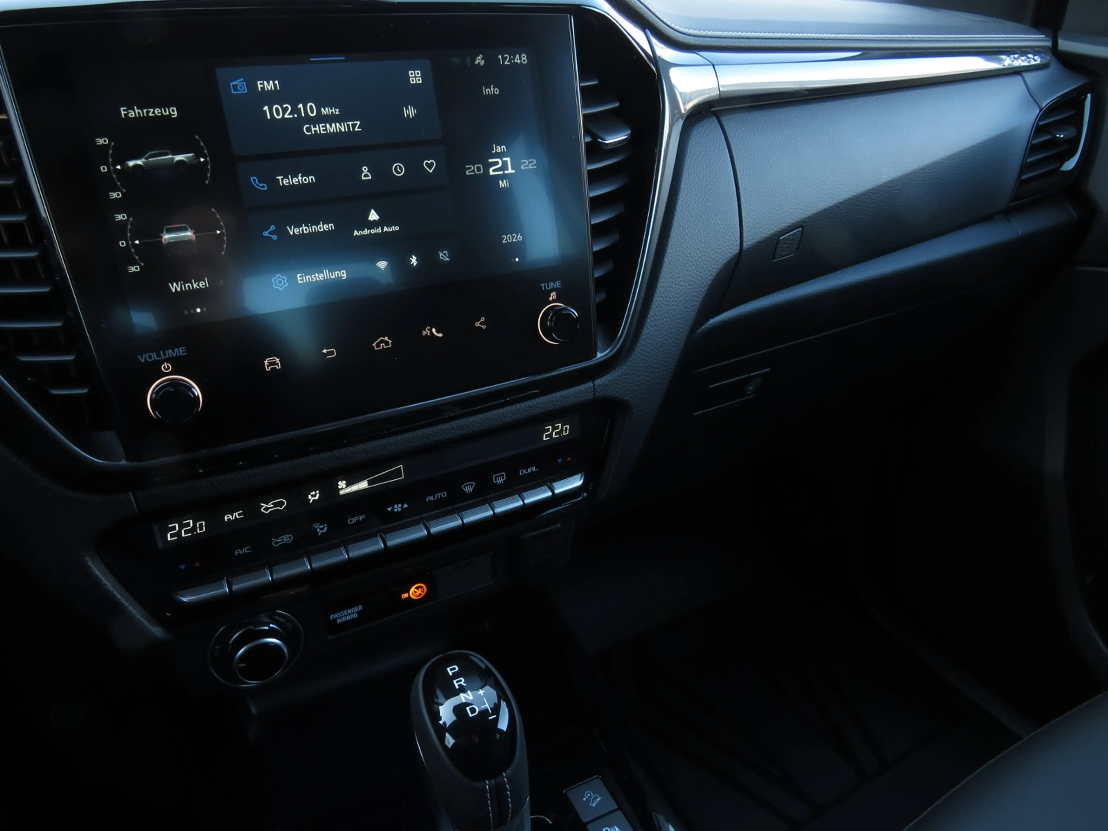 Isuzu D-Max Double Cab 4x4 V-Cross — photo 11