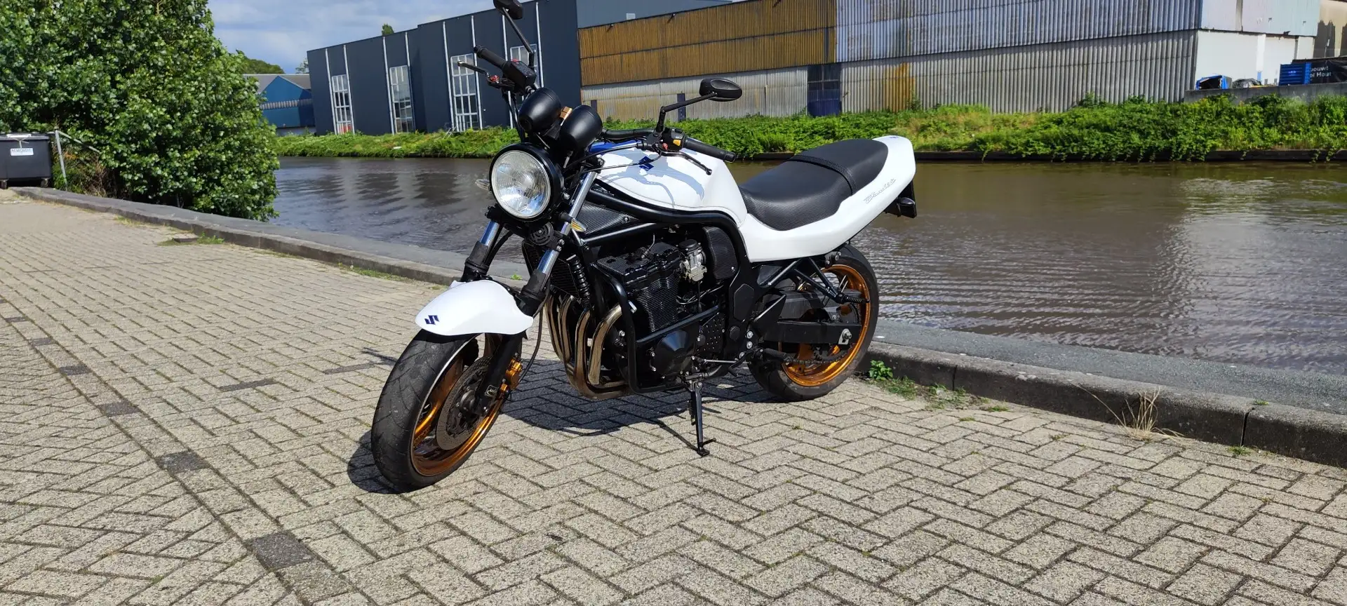 Suzuki Bandit 600 vol vermogen Wit - 1