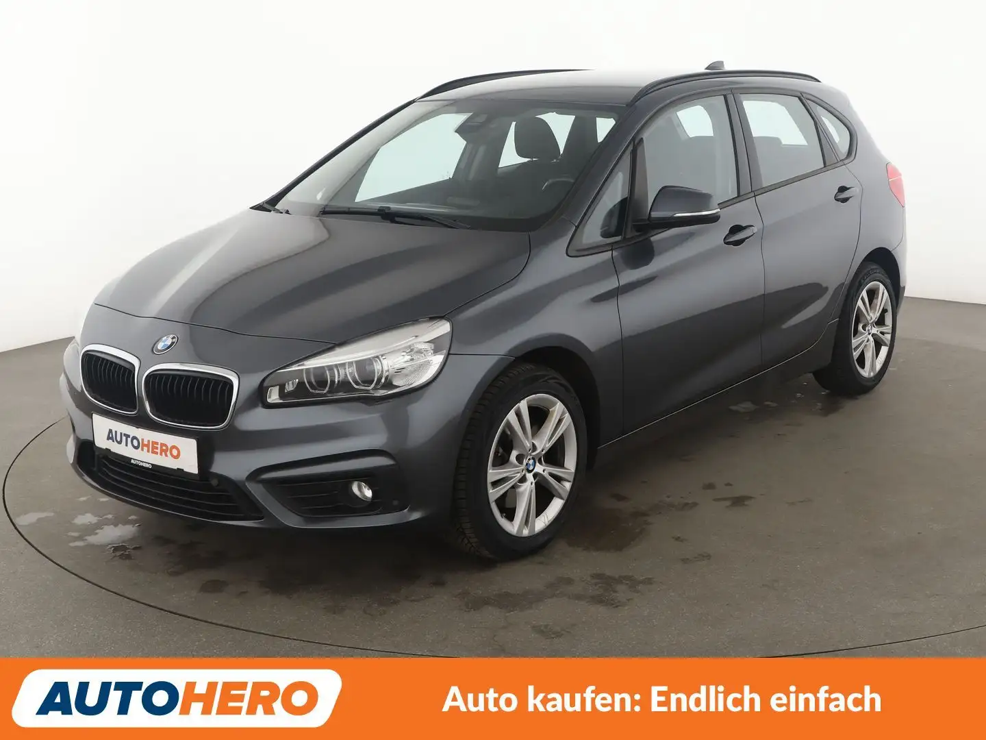 BMW 220 i Active Tourer Advantage Aut.*NAVI*TEMPO* Grau - 1