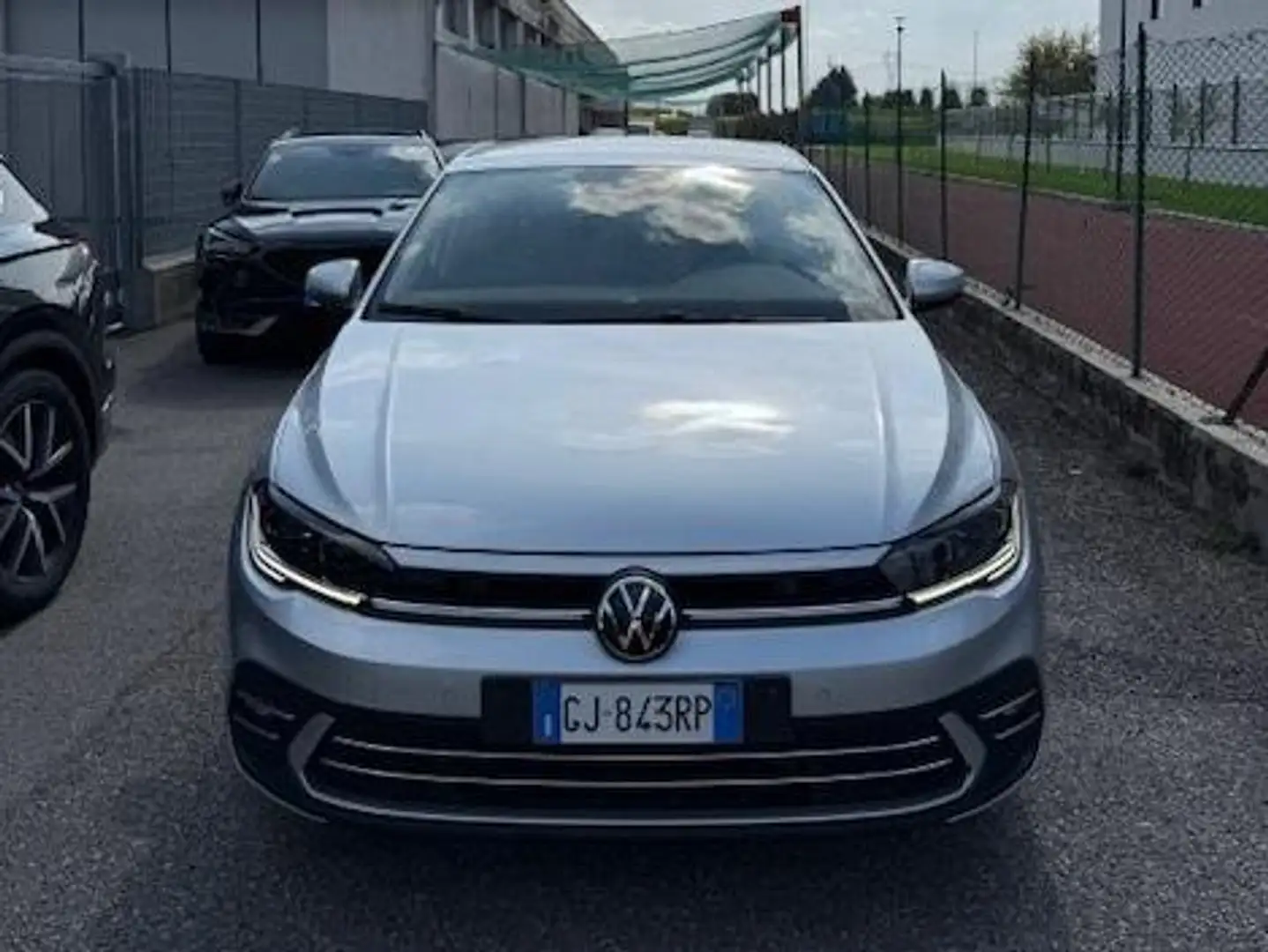 Volkswagen Polo Polo VI 2022 1.0 tsi Style 95cv dsg NEOPATENTATI Argento - 1