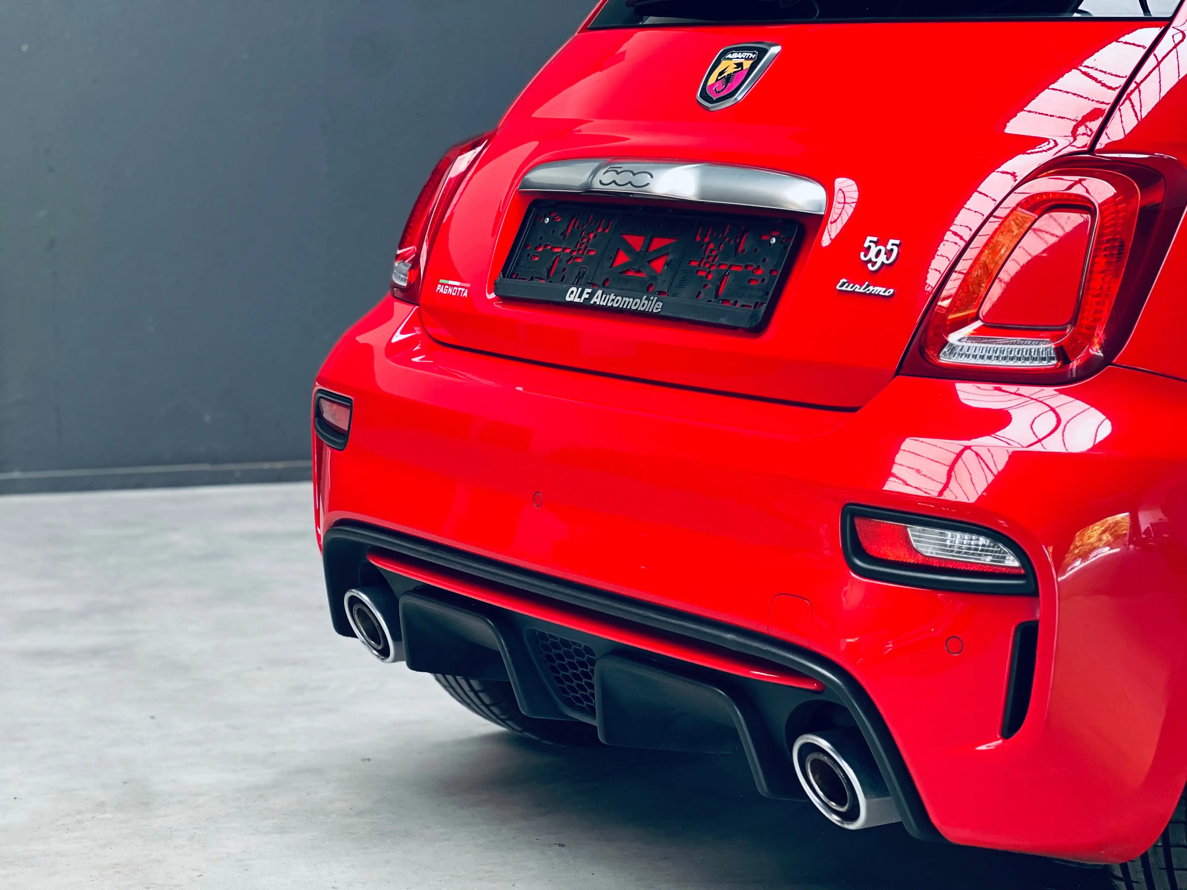 Abarth 595 Turismo 595 1.4 T-Jet Turismo **1èreMAIN** — photo 5