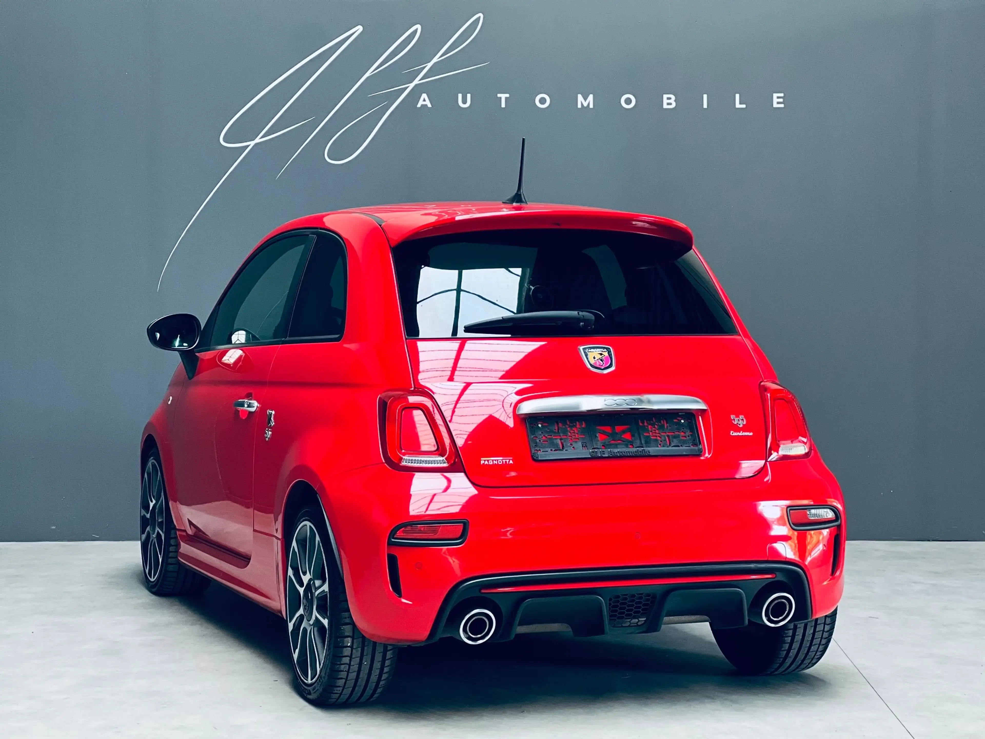Abarth 595 Turismo 595 1.4 T-Jet Turismo **1èreMAIN** — photo 8