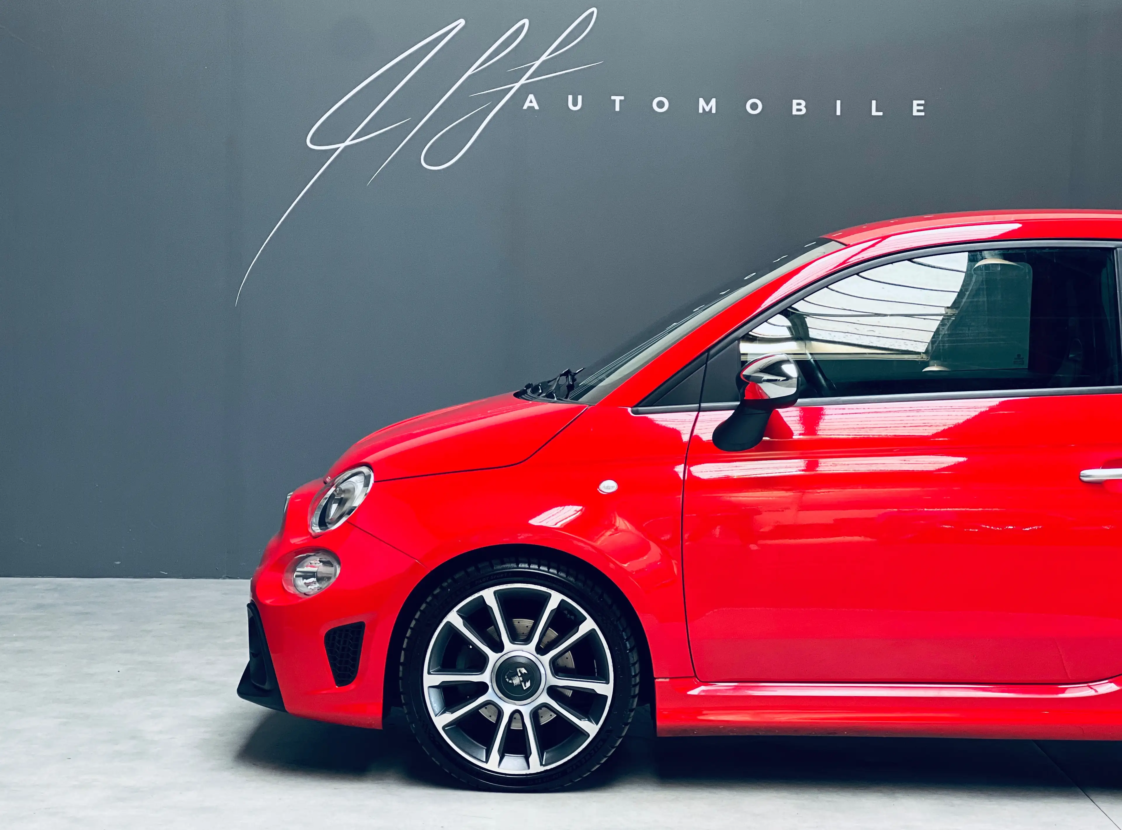 Abarth 595 Turismo 595 1.4 T-Jet Turismo **1èreMAIN** — photo 9