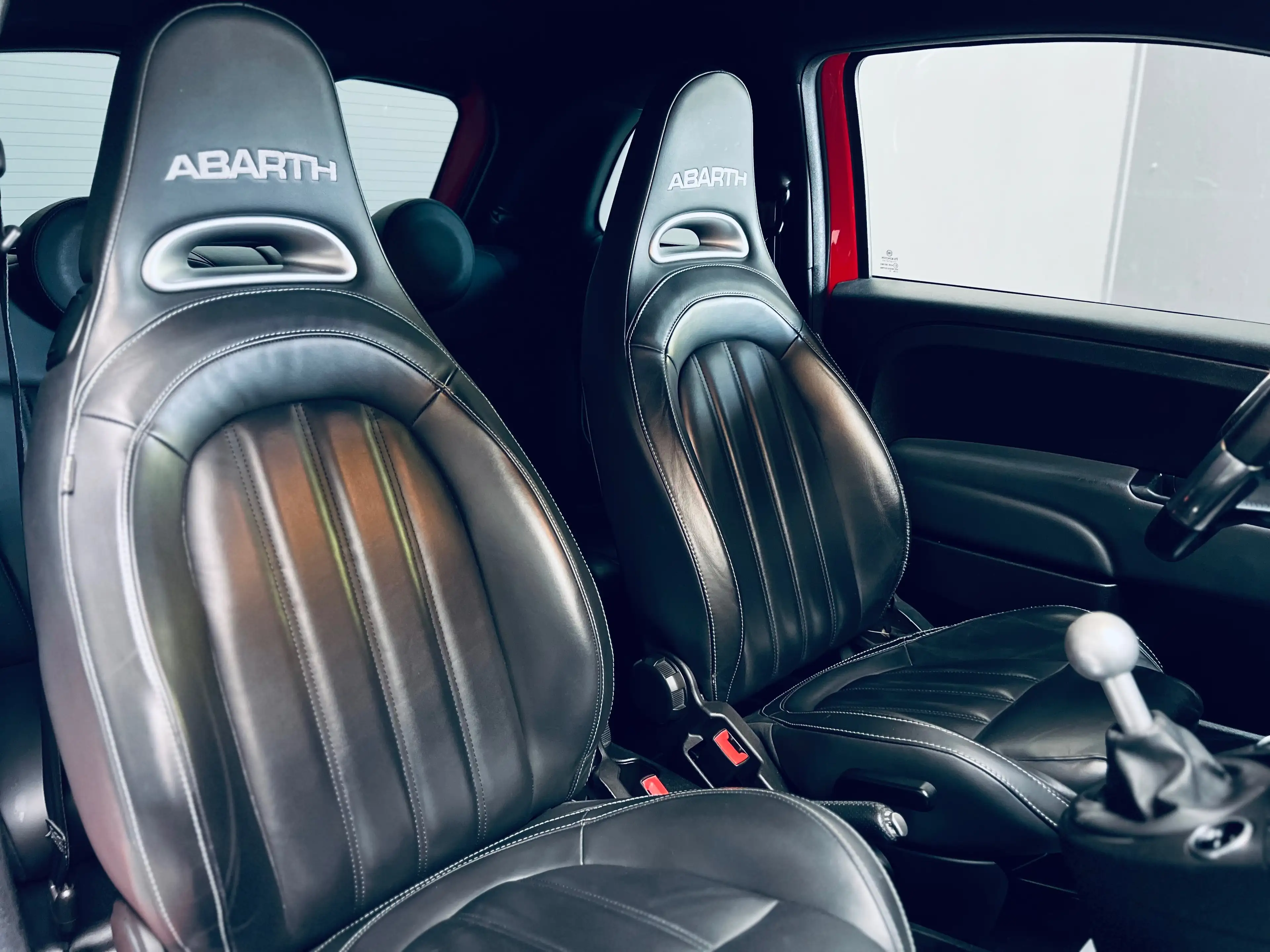 Abarth 595 Turismo 595 1.4 T-Jet Turismo **1èreMAIN** — photo 14