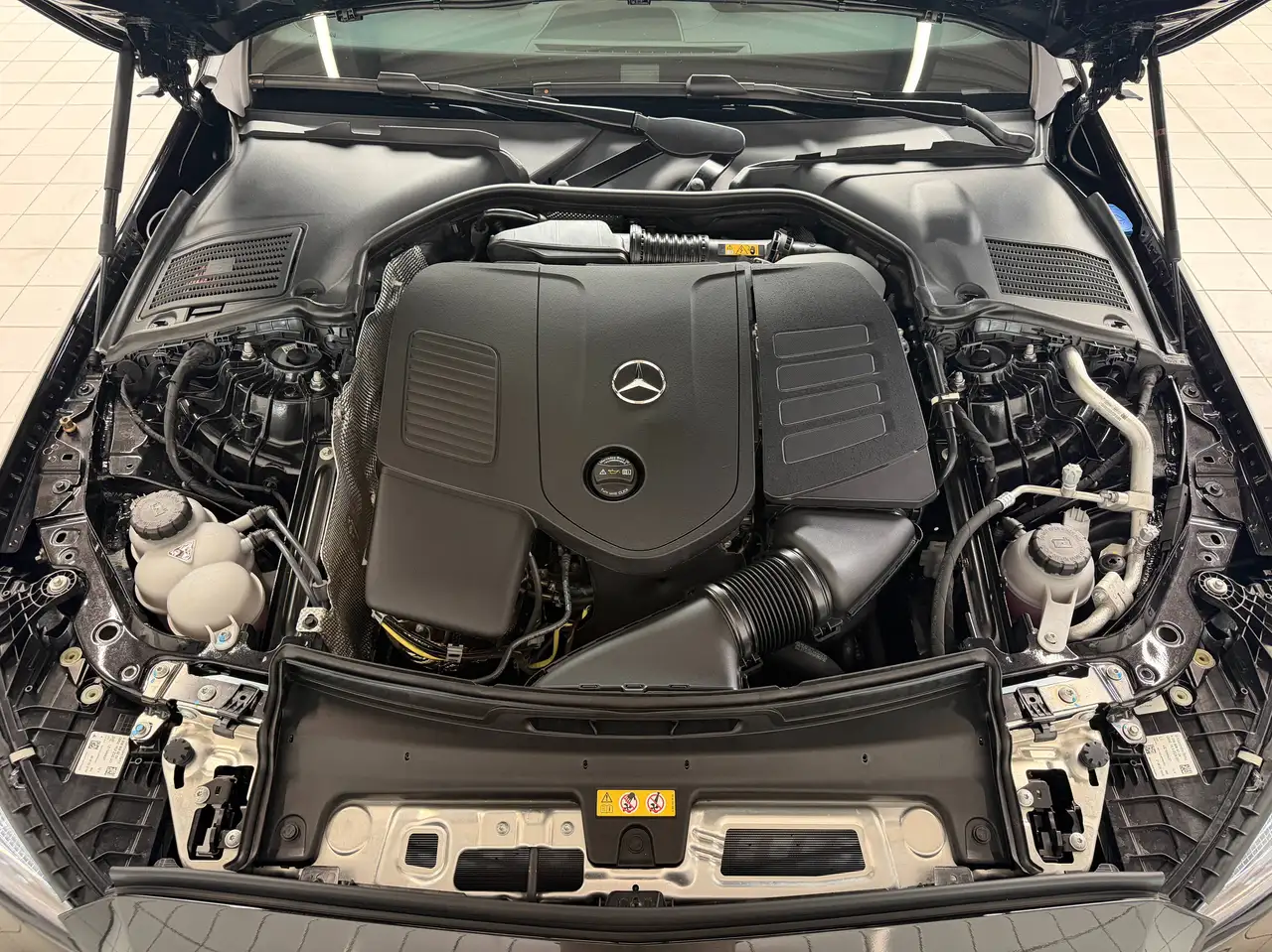 Mercedes-Benz C-Class 2026 — фото 23