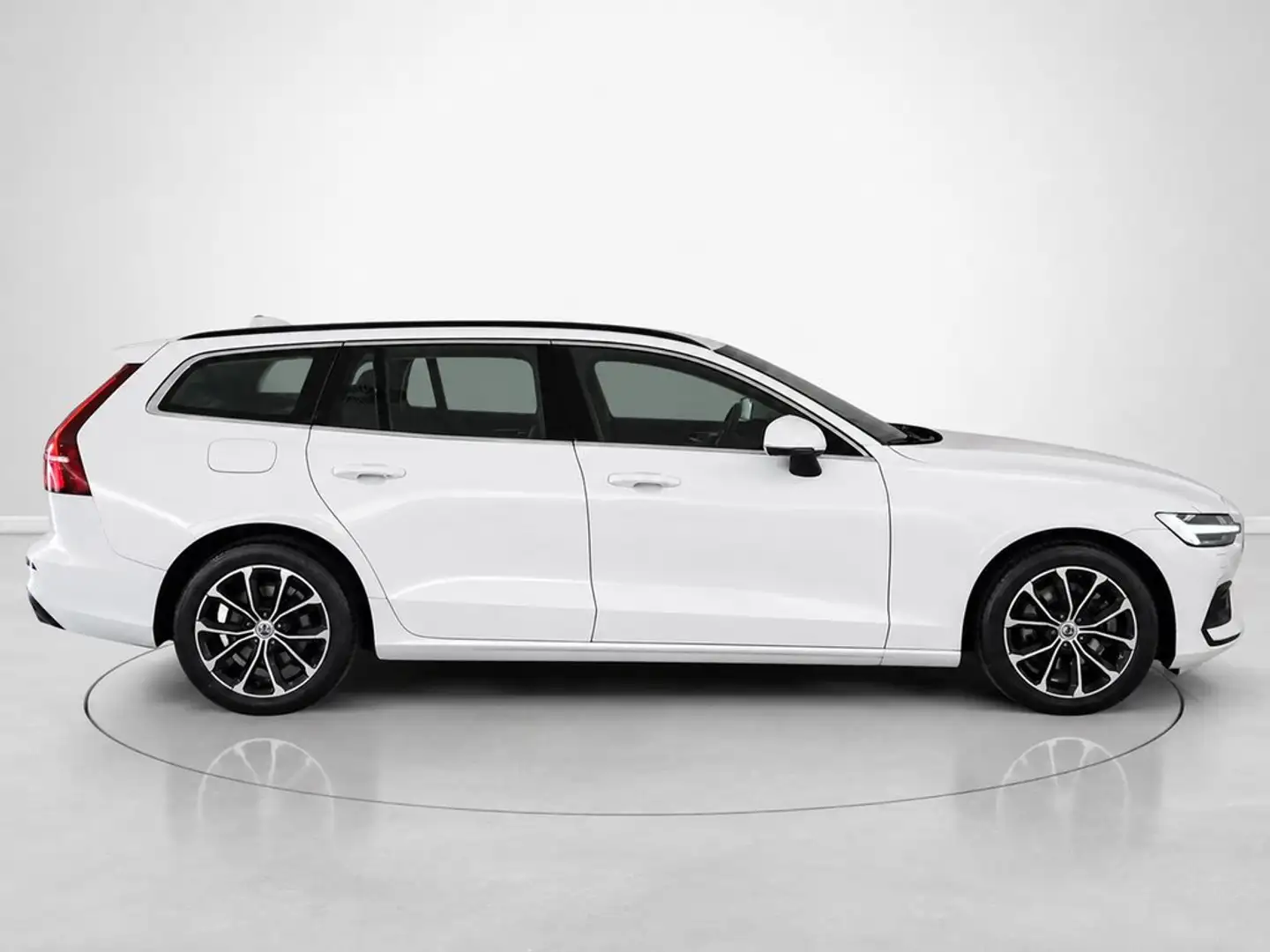 Volvo V60 B4 Momentum Pro Aut. Blanco - 2