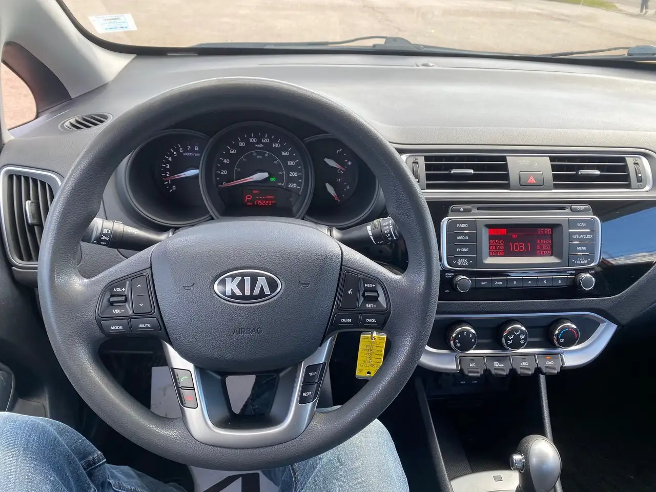 Kia Rio photo Kia Rio