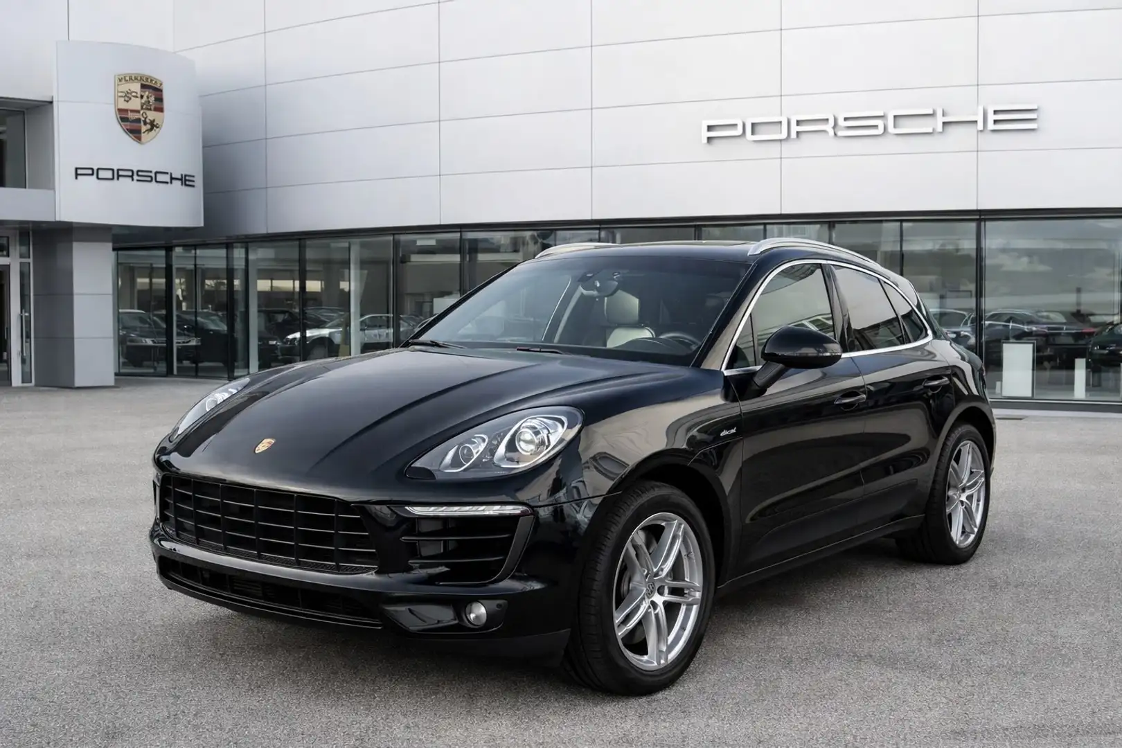 Porsche Macan S-VOLL-Extr.CARBON-1.Hand-PORSCHE-LUFT-PANO-Bi-XEN Schwarz - 2