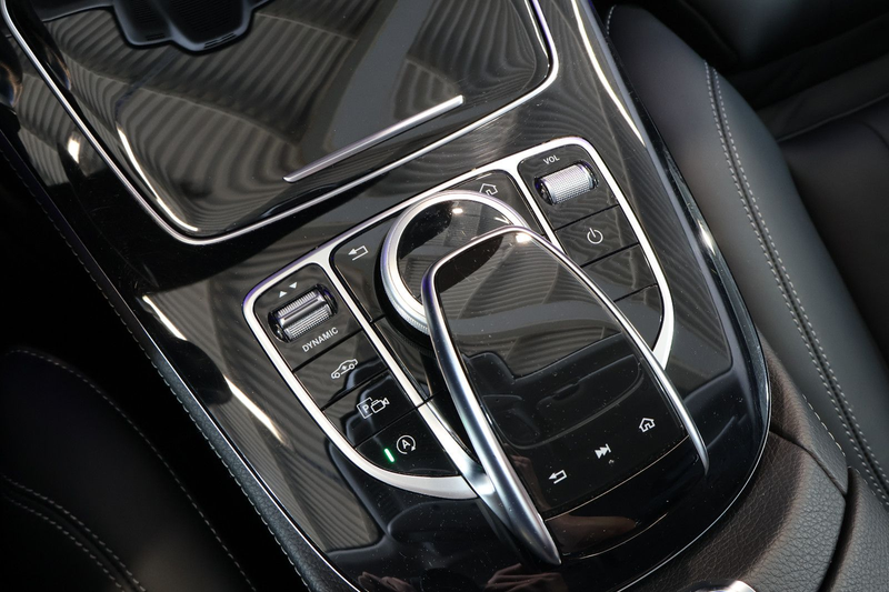 Mercedes-Benz E 400 4M Avantgarde AIR+HUD+WIDE+BURM+DISTR+360° — photo 12
