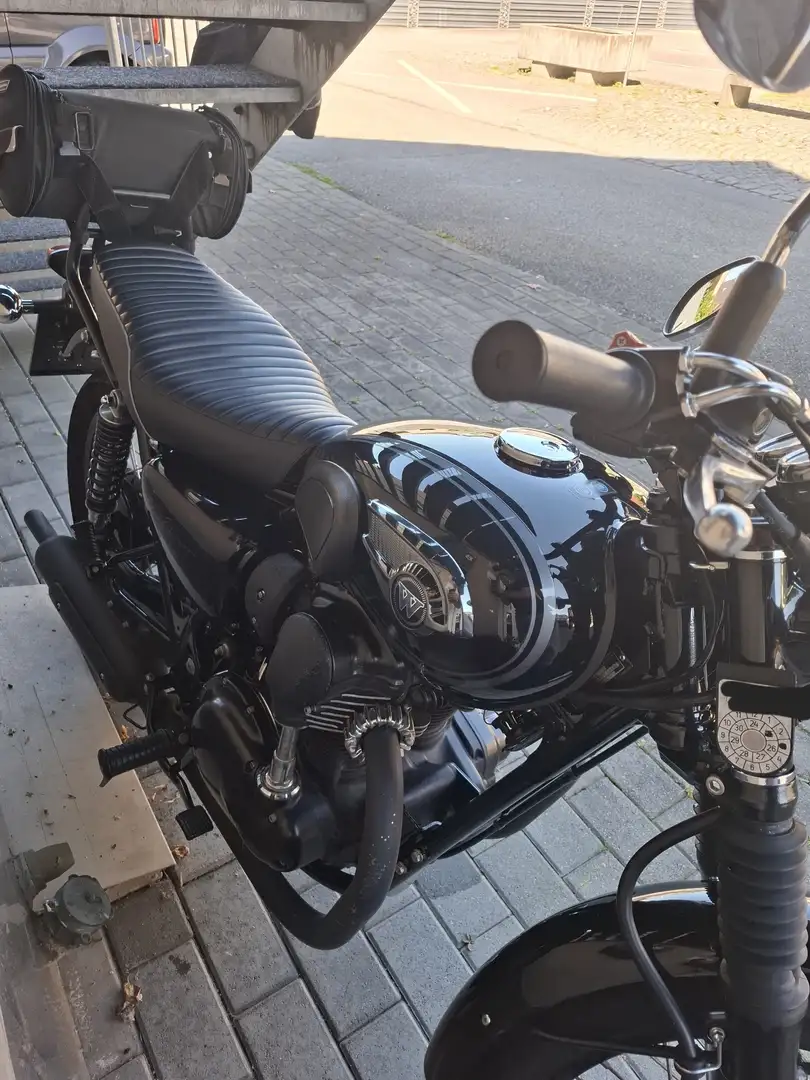 Kawasaki W 800 Negro - 2