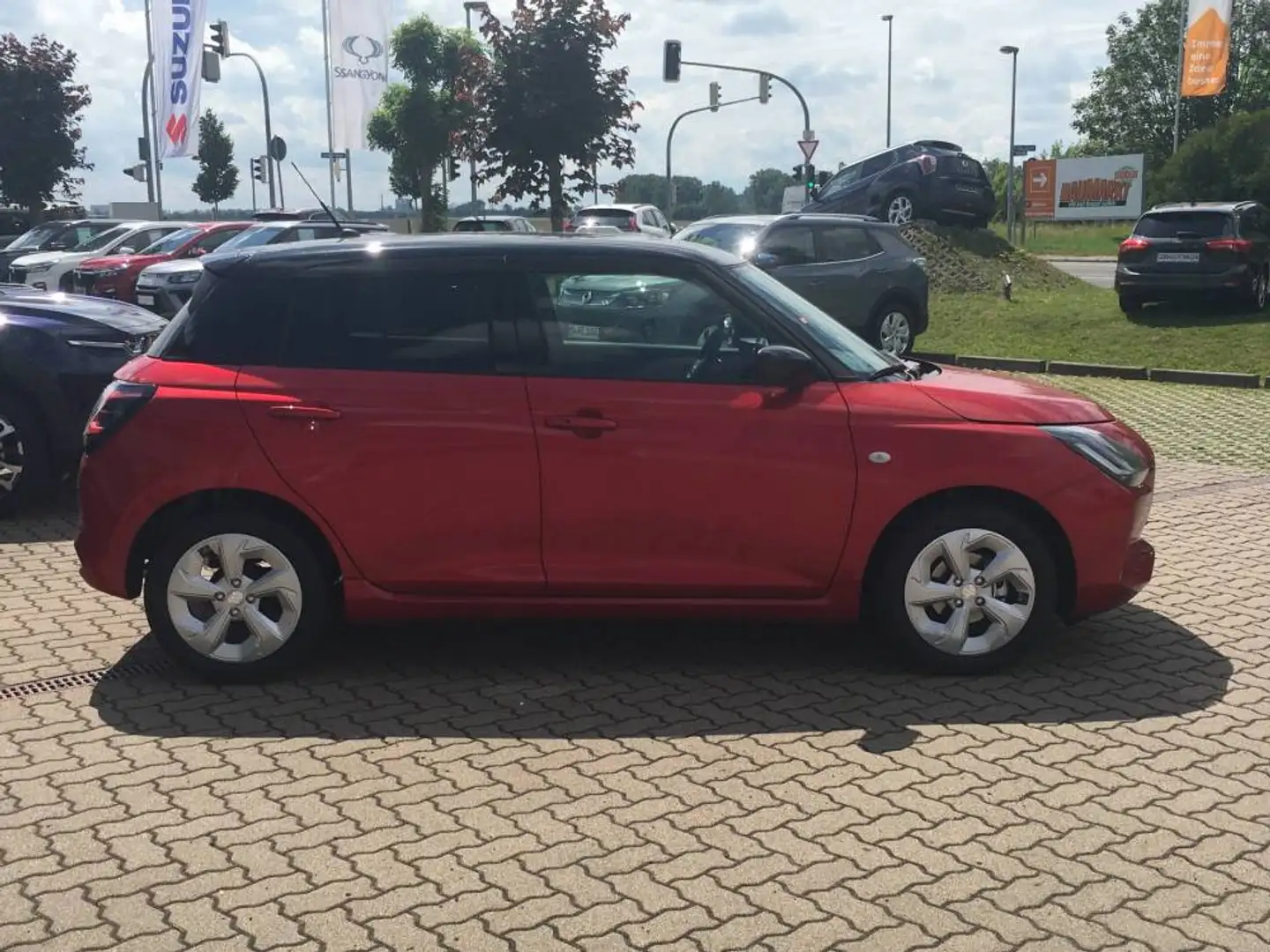 Suzuki Swift 1.2 Comfort Navi Kamera Rosso - 2