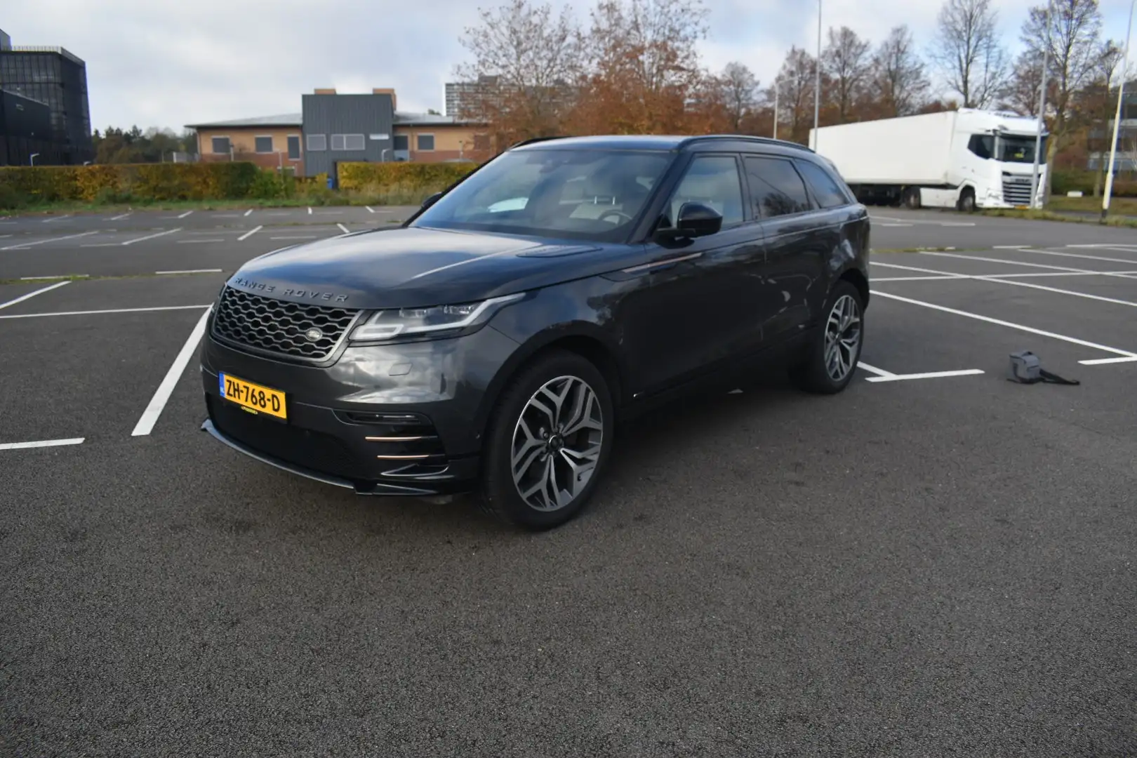 Land Rover Range Rover Velar Range Rover Velar 2.0 I4 AWD R-D HSE Gris - 2