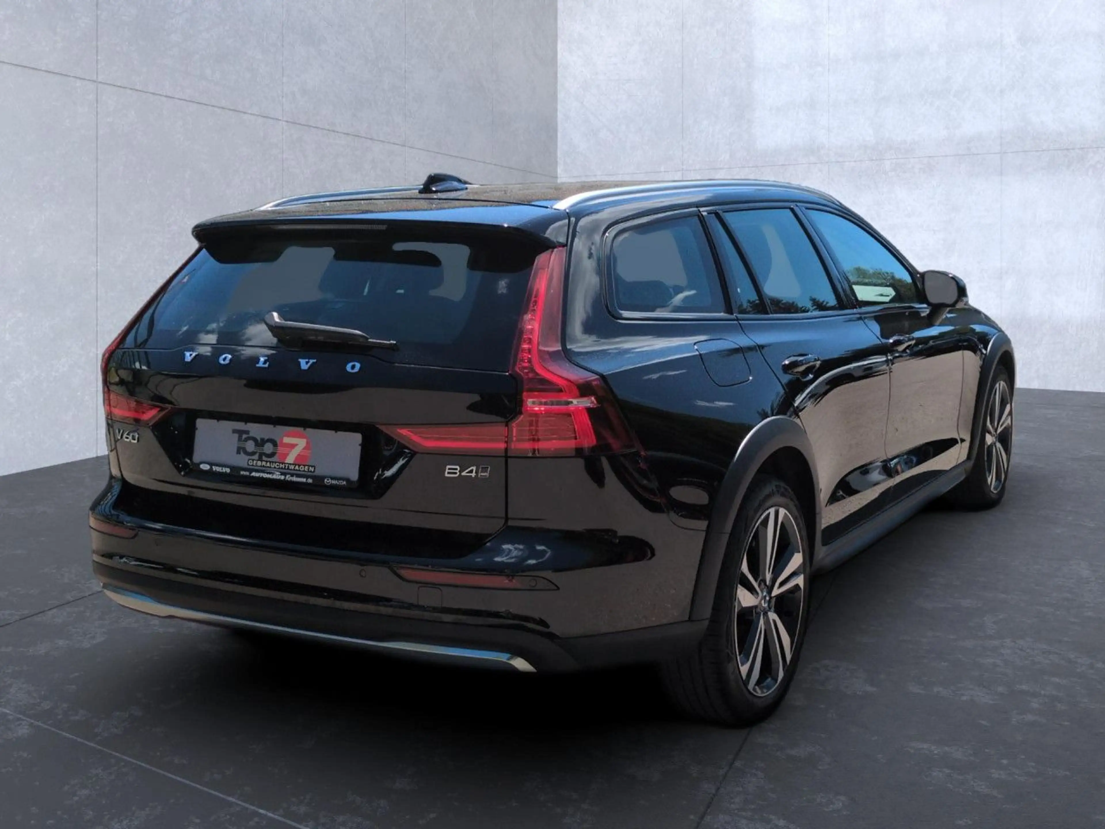 Volvo V60 Cross Country B4 (Diesel) Plus AWD Automatik — photo 4