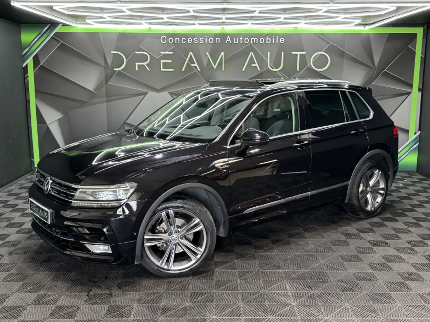 Volkswagen Tiguan 1.4 TSI 150CH ACT BLUEMOTION TECHNOLOGY CARAT DSG6 Noir - 1