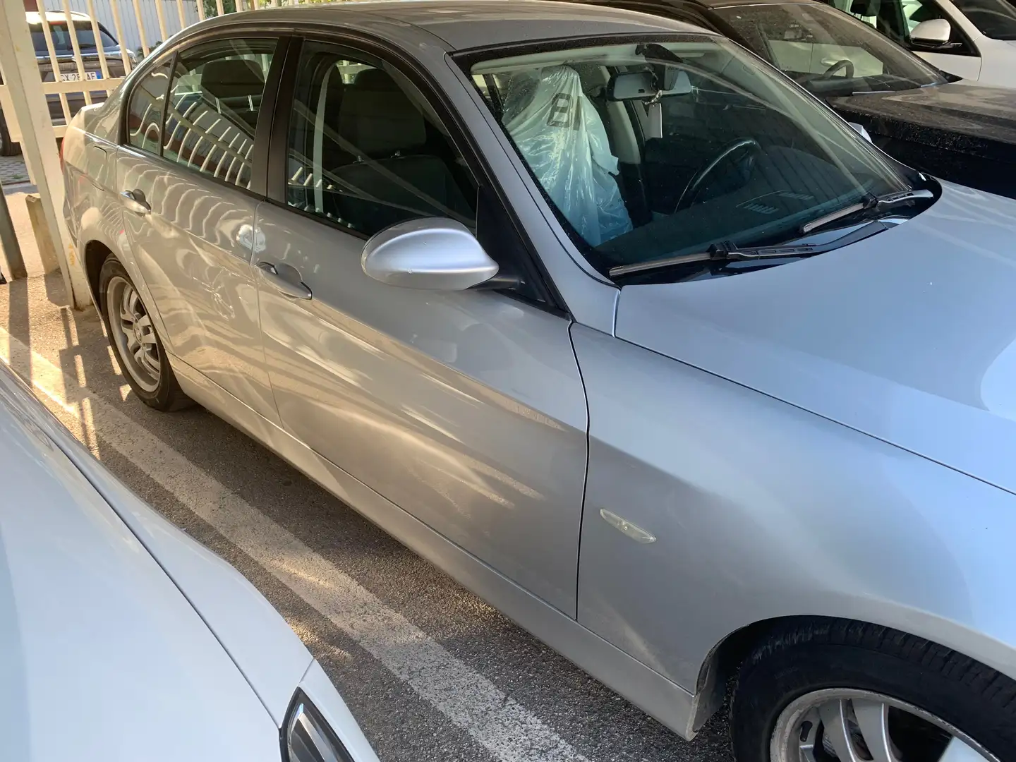 BMW 320 Berlina Argento - 2