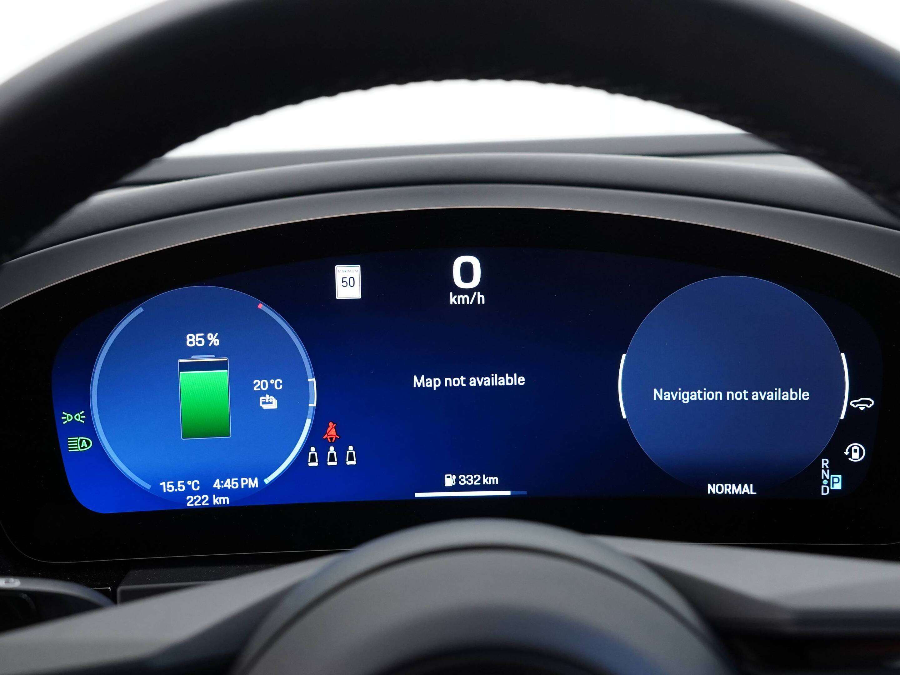 2025 Porsche Macan Electric 4S AWD thumb 25