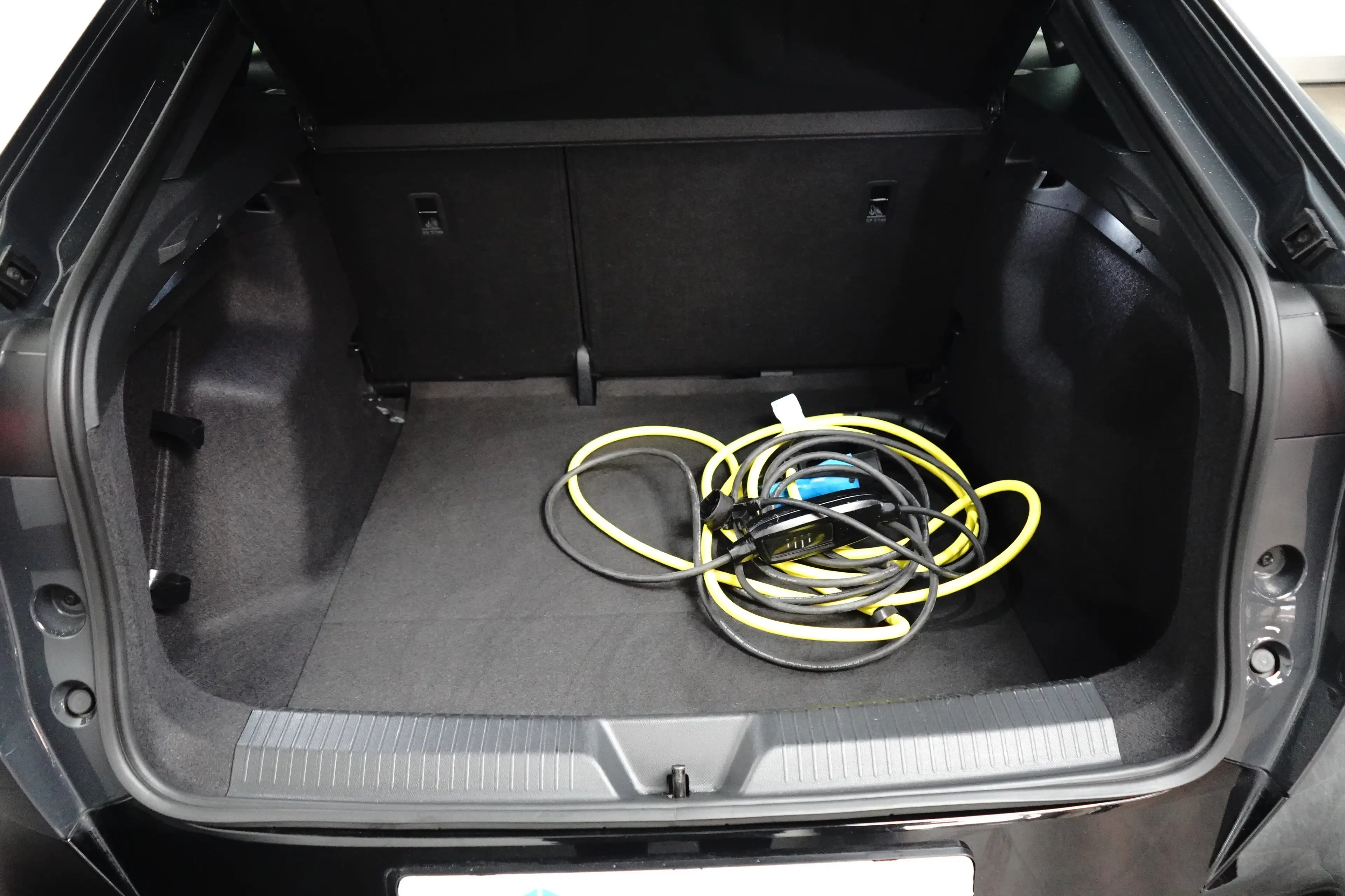 CUPRA Tavascan 82 kWh 286pk Business | Camera | Adaptive Cruise C — photo 14