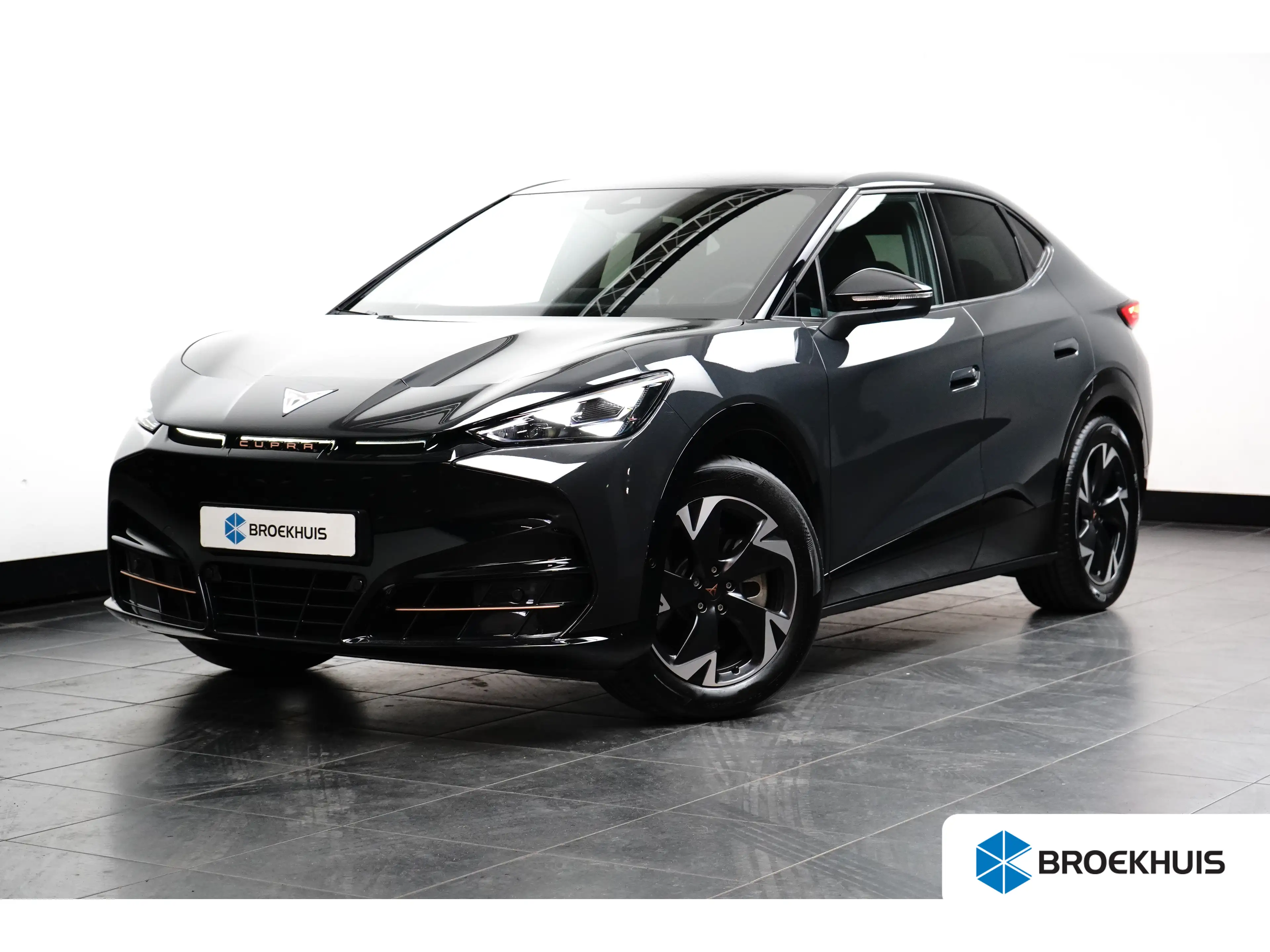 CUPRA Tavascan 82 kWh 286pk Business | Camera | Adaptive Cruise C