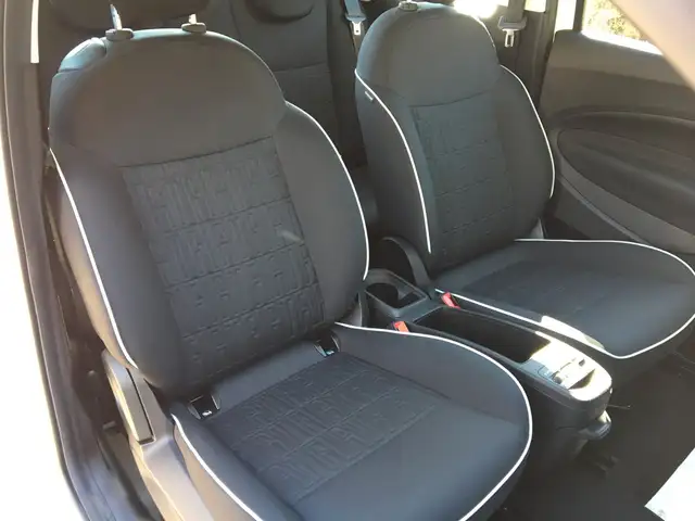 Fiat 500e view 13