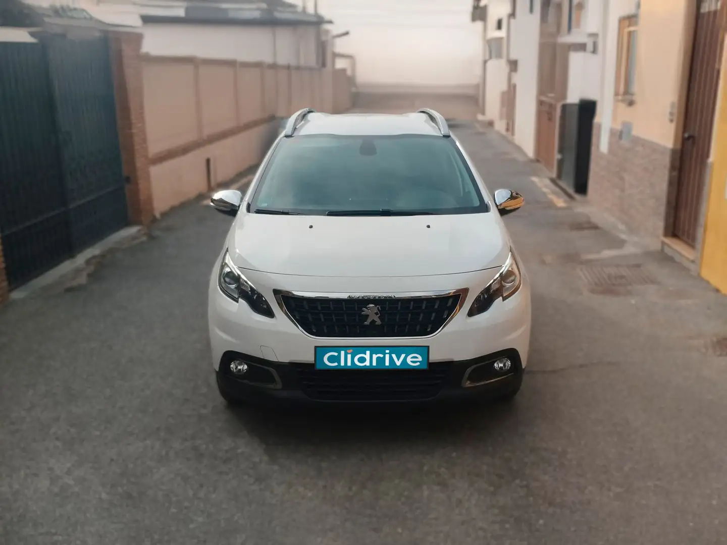 Peugeot 2008 1.5 BlueHDI S&S Style 100 Blanc - 2