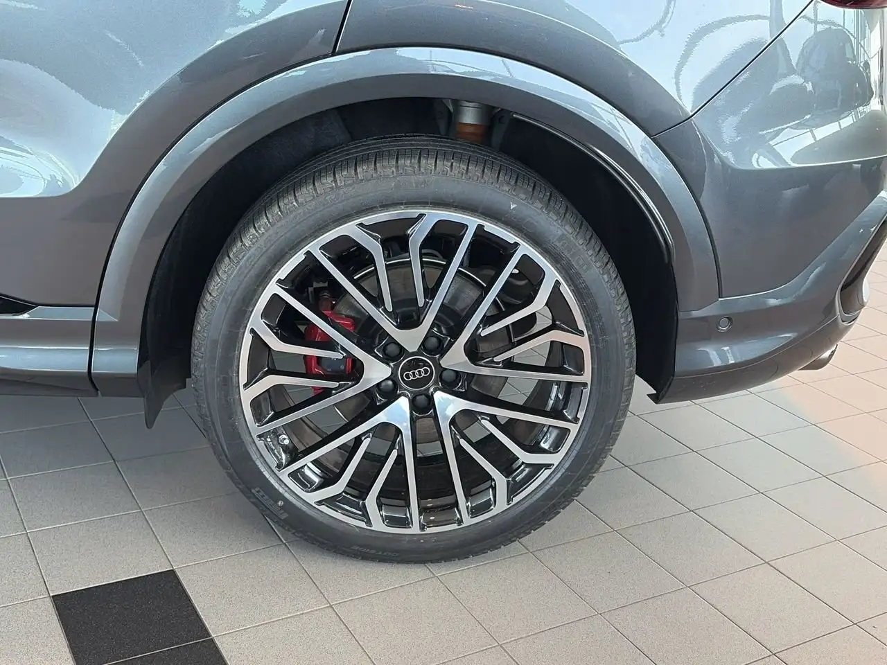 Audi SQ5 photo Audi SQ5