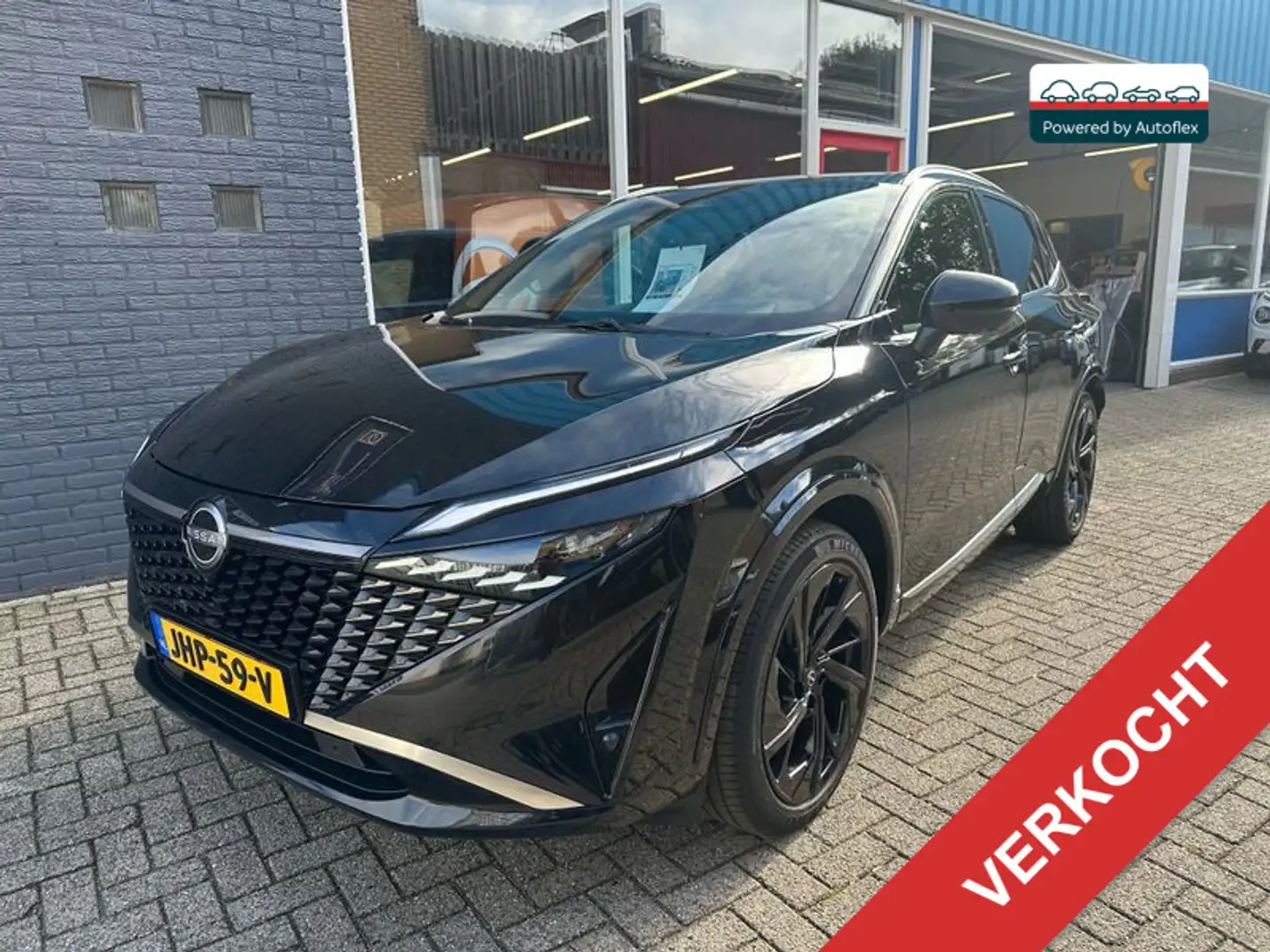 Nissan Qashqai 1.3 MHEV X Tekna + Zwart - 1